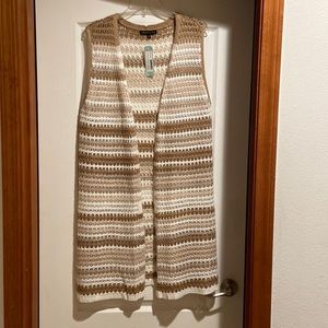 Love Ellie Hailey Duster Sleeveless Cardigan.